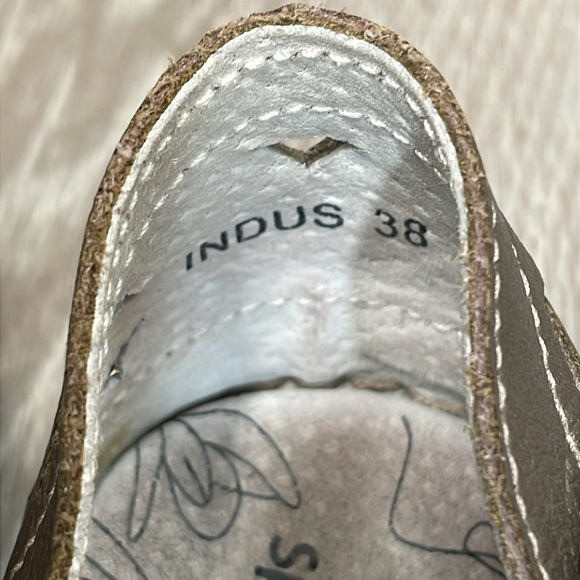 Spring Step Indus Leather Fisherman Sandals T Strap Metallic EU Size 38 - Picture 15 of 15